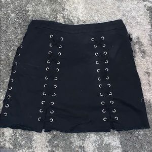 Black laced skirt